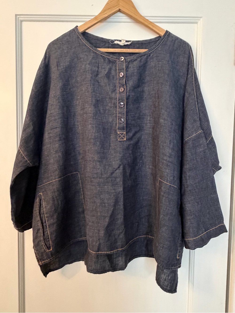 Eileen Fisher M 100% Linen Indigo Blue Oversized Henley Pullover Top Pockets